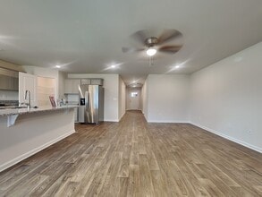 1643 Commendable Ct in Lexington, SC - Foto de edificio - Building Photo