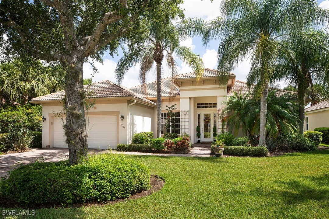 10304 Wishing Stone Ct in Bonita Springs, FL - Foto de edificio