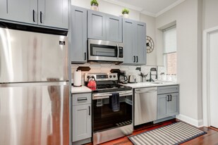 1927 N 33rd St, Unit A in Philadelphia, PA - Building Photo