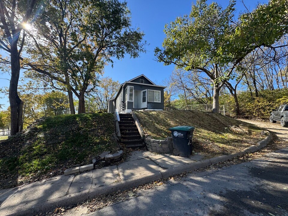 2761 Dean Cir in Omaha, NE - Building Photo