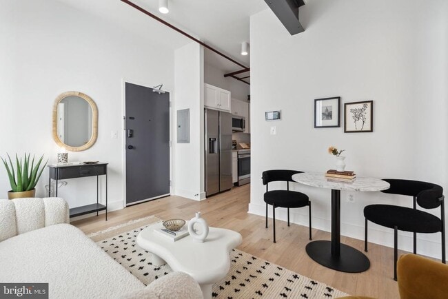 property at 901 King St