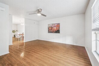 5238 Sunridge Palms Dr in Tampa, FL - Building Photo - Building Photo