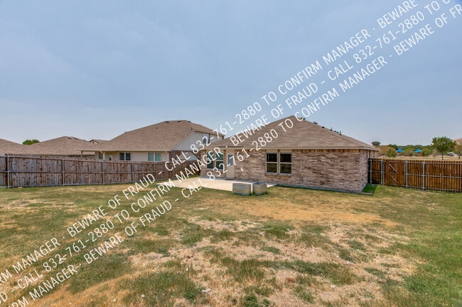 property at 1128 Foxglove Ln