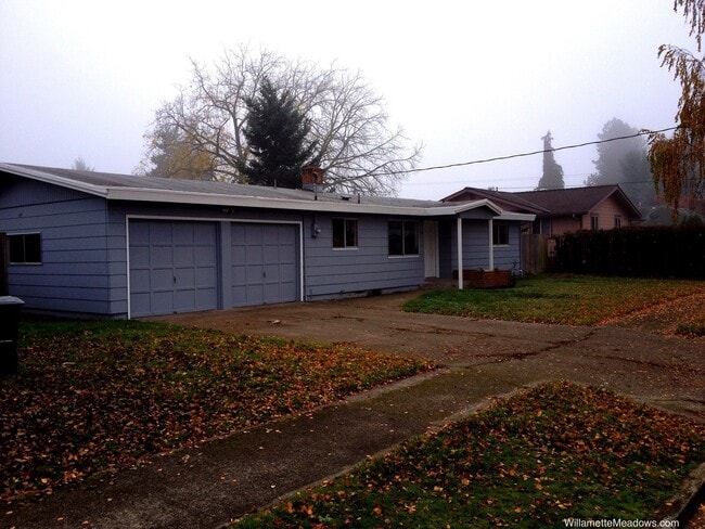 546 45th Pl NE in Salem, OR - Building Photo - Building Photo