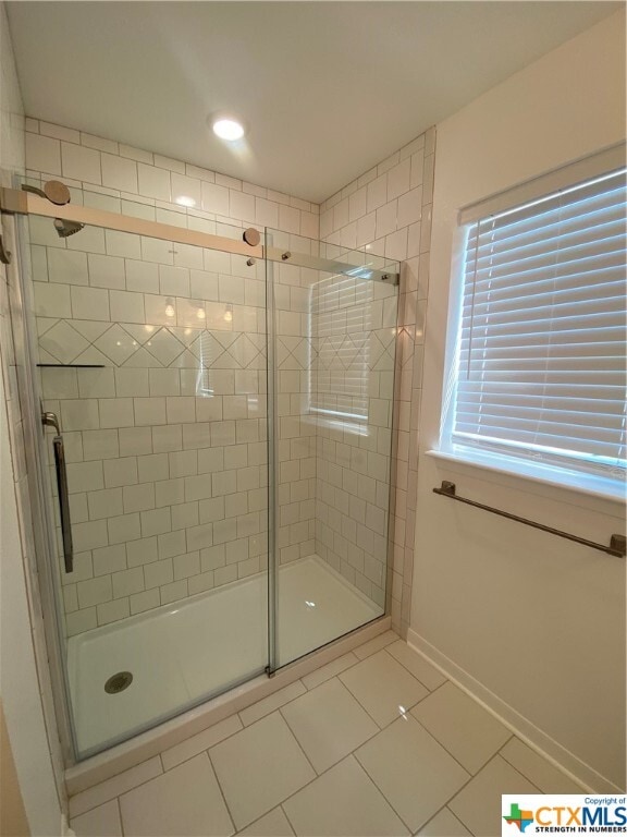 property at 1006 E Fannin St