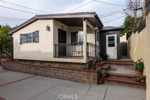 3139 Stevens St in Montrose, CA - Building Photo