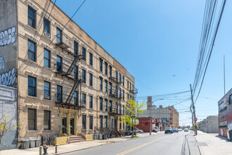 514 Morgan Ave in Brooklyn, NY - Building Photo - Building Photo