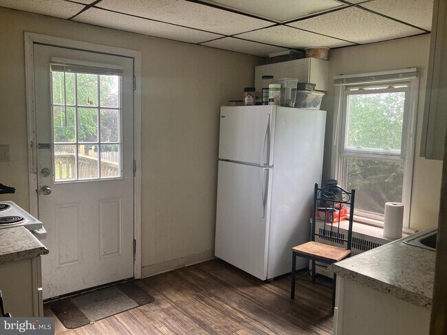104 Market Pl in Glassboro, NJ - Building Photo - Building Photo