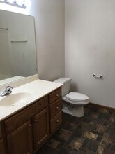 302 E 9th St, Unit B in Westfield, WI - Building Photo - Building Photo