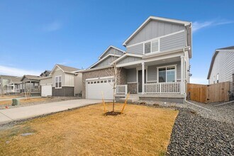 879 Harvard St in Johnstown, CO - Building Photo - Building Photo