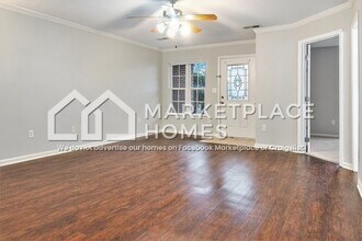 212 Park Village Cir in Alabaster, AL - Building Photo - Building Photo