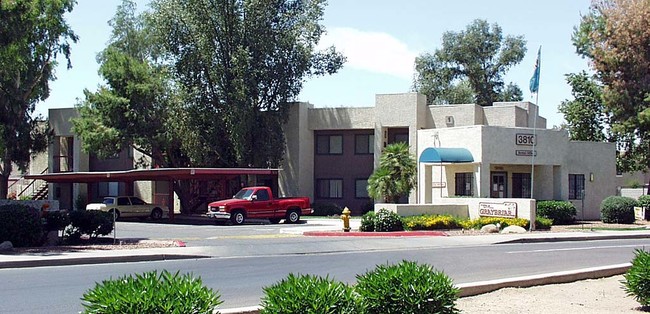 The Graybriar in Phoenix, AZ - Building Photo - Building Photo