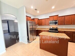 3648 Madbury Cir in Lakeland, FL - Building Photo - Building Photo