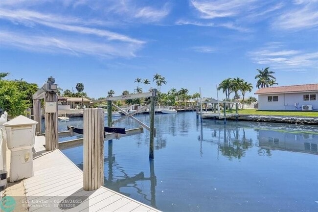 property at 600 SE 5th Ct