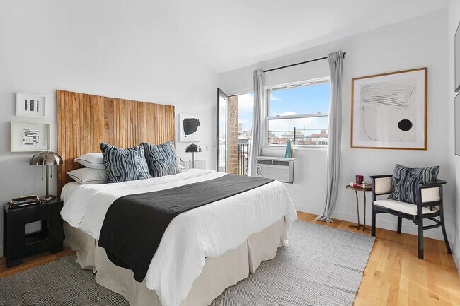 property at 211 Thompson St