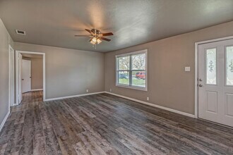 1910 S 47th St in Temple, TX - Building Photo - Building Photo