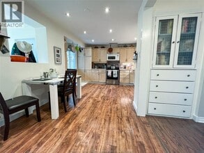 1244 Belle Isle View Blvd in Windsor, ON - Building Photo - Building Photo