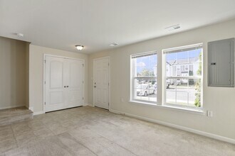 18 Chillingham Ct in Martinsburg, WV - Building Photo - Building Photo