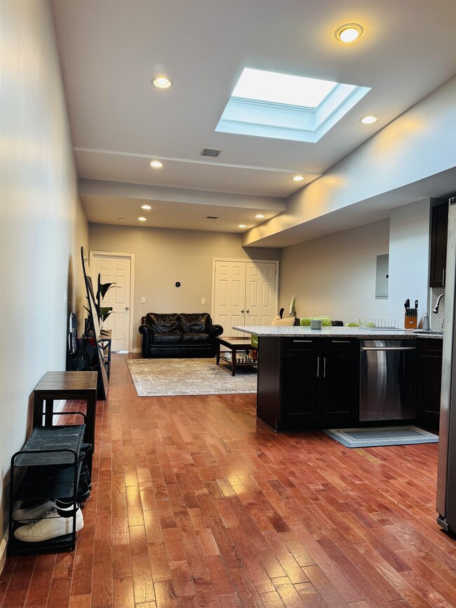 property at 447 Mercer St