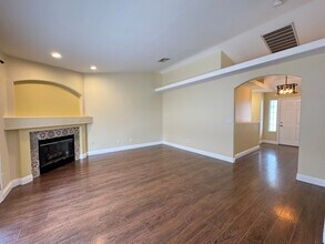 5417 Redview Ct in North Las Vegas, NV - Building Photo - Building Photo