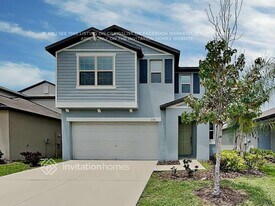 2196 Jungle Dr in Ruskin, FL - Building Photo