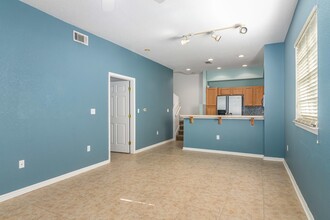 105 Colibri Way in Melbourne, FL - Building Photo - Building Photo