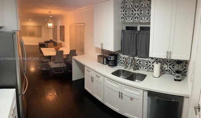 property at 1955 Washington St