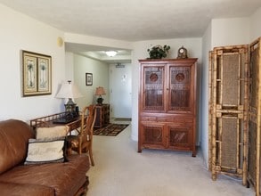 343 Hobron Ln, Unit 3204 in Honolulu, HI - Building Photo - Building Photo