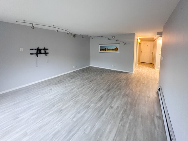 4730 N Kenneth Ave in Chicago, IL - Building Photo - Building Photo