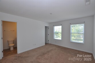 6137 Salamander Run Ln in Charlotte, NC - Building Photo - Building Photo