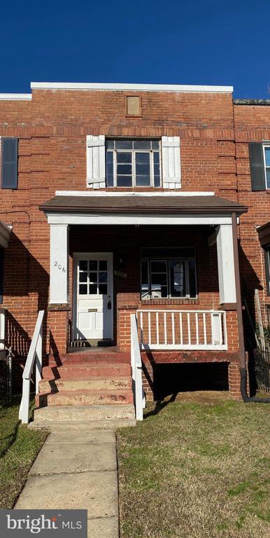 property at 206 Lynhaven Dr