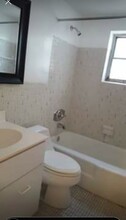 8531 Harding Ave, Unit 4 in Miami Beach, FL - Building Photo - Building Photo