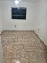 1880 SW 9th St-Unit -1 in Miami, FL - Building Photo - Building Photo
