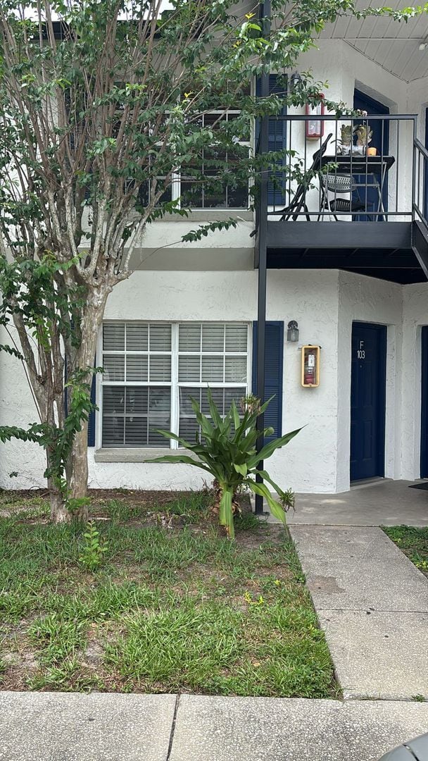 property at 3651 N Goldenrod Rd