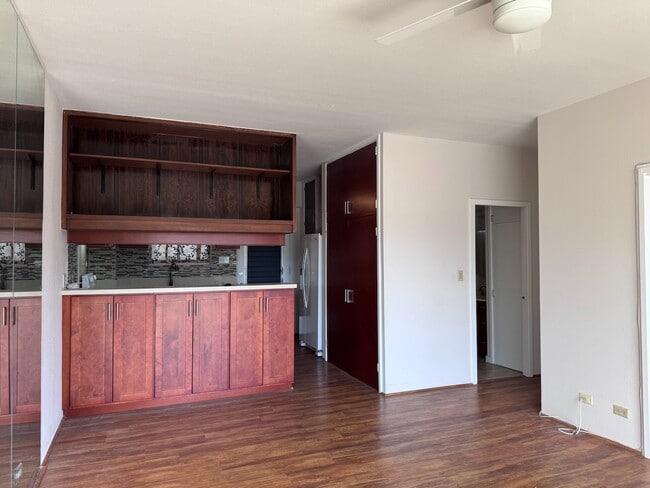 property at 730 Makaleka Ave