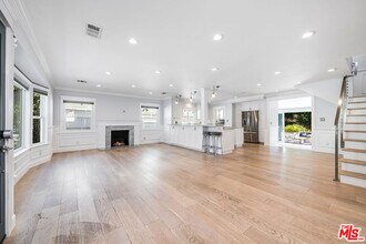 4212 W Franklin Ave in Burbank, CA - Building Photo - Building Photo