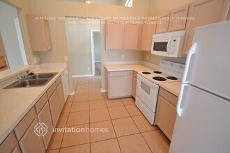 12215 Dawn Vista Dr in Riverview, FL - Building Photo - Building Photo