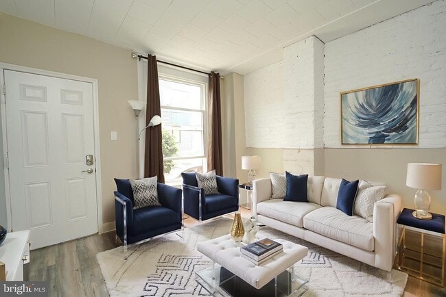 property at 1847 E Harold St