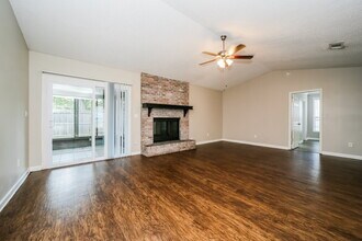 3167 Laurel Grove S in Jacksonville, FL - Building Photo - Building Photo