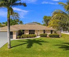 1017 SE Walters Terrace in Port St. Lucie, FL - Building Photo - Building Photo