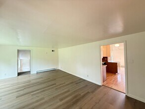 3861 Willamette St in Eugene, OR - Building Photo - Building Photo