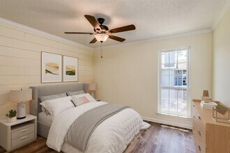 522 Granville Ct in Atlanta, GA - Building Photo - Building Photo