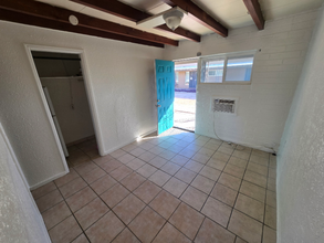 2866 N Alvernon Way-Unit -2866 in Tucson, AZ - Building Photo - Building Photo