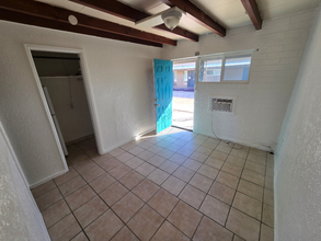 2866 N Alvernon Way in Tucson, AZ - Building Photo - Building Photo