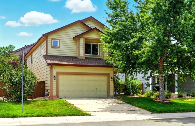 property at 2176 Ashwood Pl