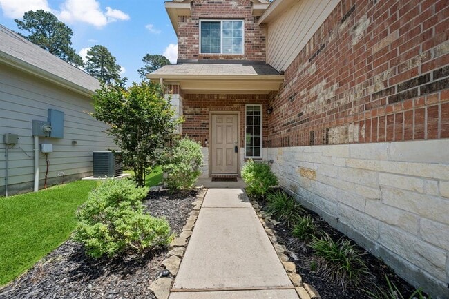 4266 McGregor Blf Ln in Conroe, TX - Building Photo - Building Photo