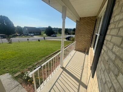 property at 1175 Brook Ct