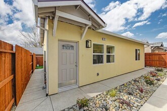 2603 Beaumont St in Sacramento, CA - Building Photo - Building Photo