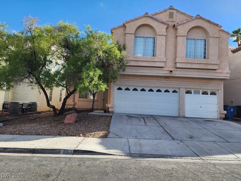 8109 Kokoma Dr in Las Vegas, NV - Building Photo