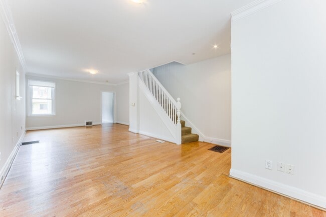 615 Crawford St in Toronto, ON - Building Photo - Building Photo